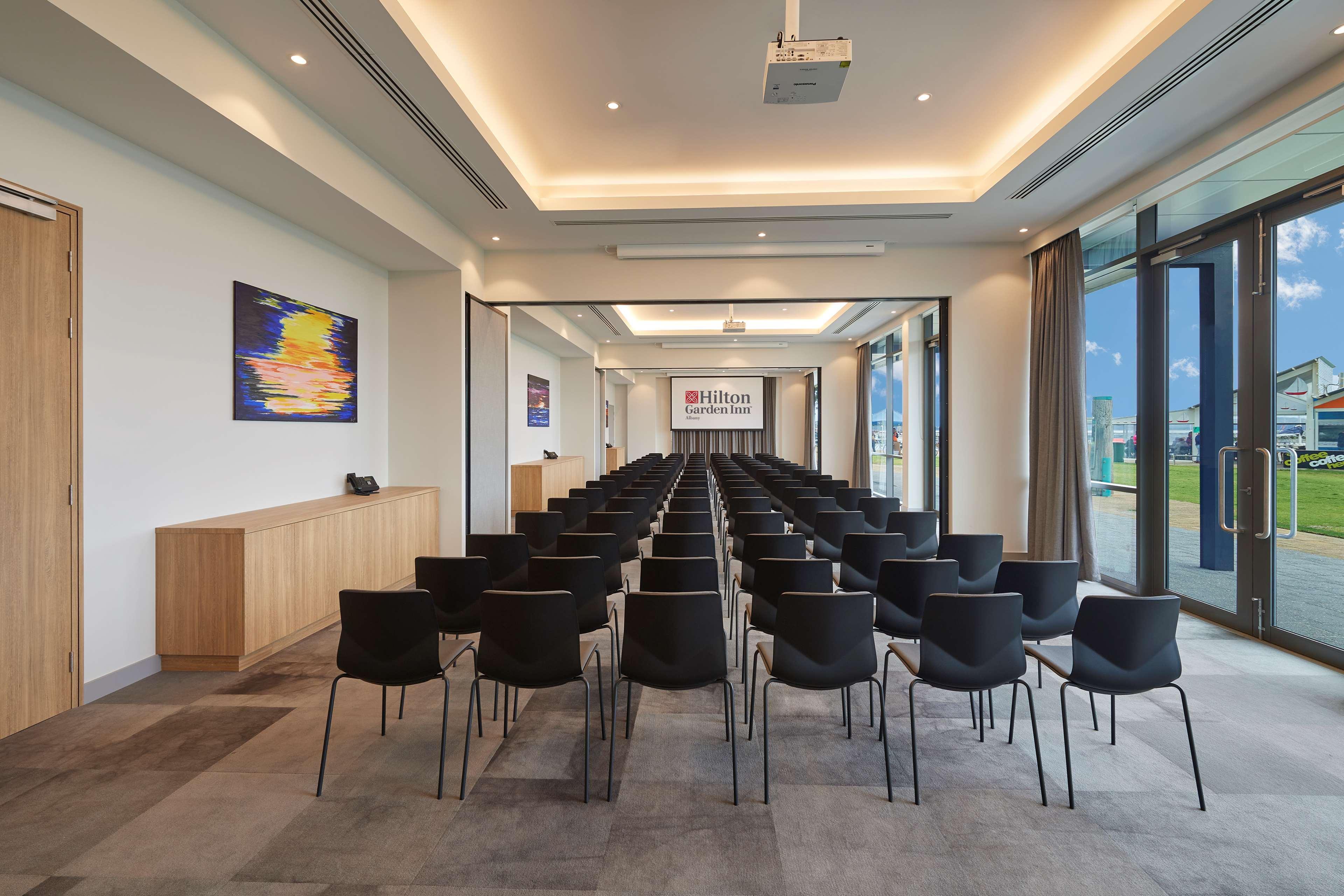 Hilton Garden Inn Albany, Wa Bagian luar foto