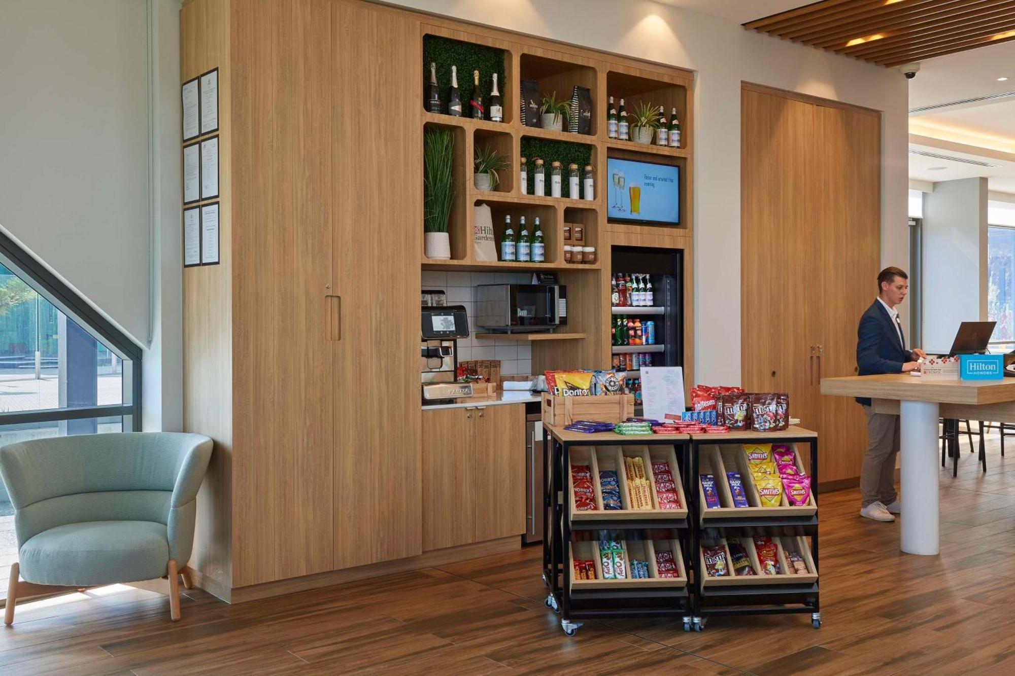 Hilton Garden Inn Albany, Wa Bagian luar foto